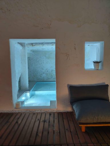 Spa privado con cascada de agua y cromoterapia Spa privado